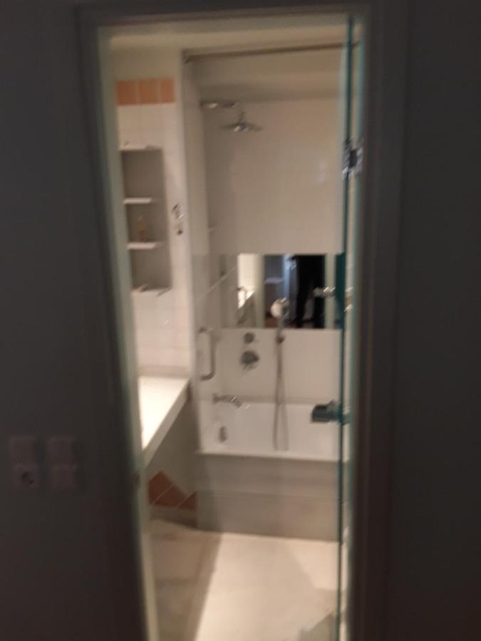 Deluxe Apartment Best Point Афіни Екстер'єр фото